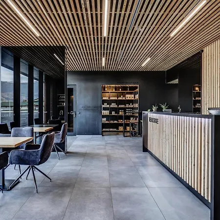 Vyhledy Stolova * Čeladná